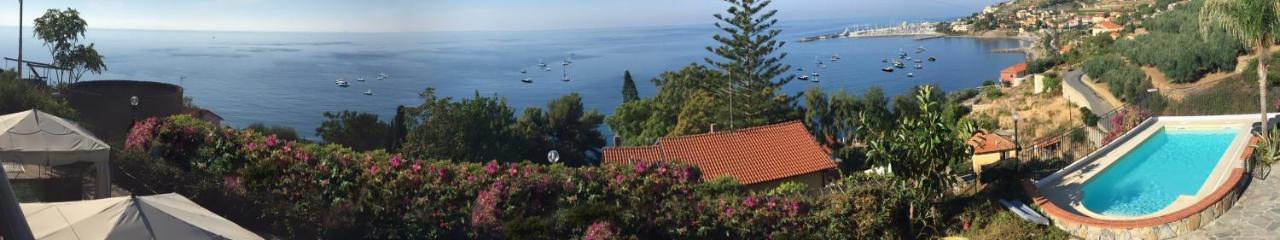 Villa Del Mare Ligure Terme & Spa Piscina A 37 Gradi Santo Stefano al Mare Kültér fotó